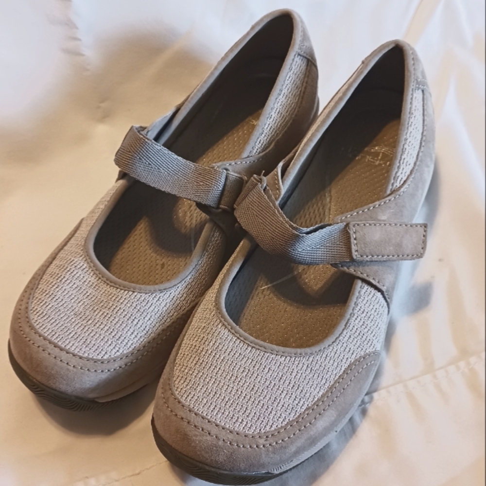 Dansko Hinnie Mary Jane Suede Flats Size 37 (US size 6.5/7)